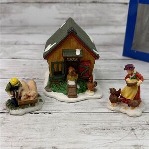 Heartland Vallley Village O’Well Farm Accessories Hen house chickens pigs READ